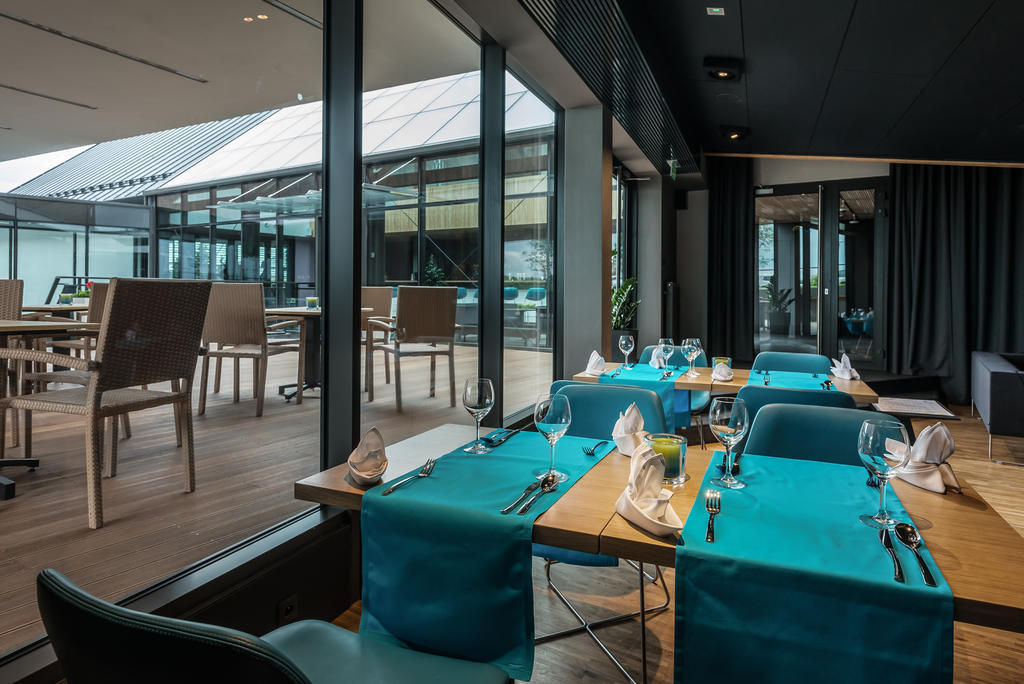 Regatta Hotel Restauracja Spa Poznań Kültér fotó