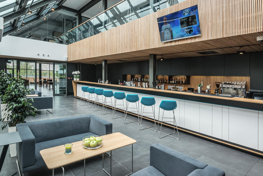 Regatta Hotel Restauracja Spa Poznań Kültér fotó