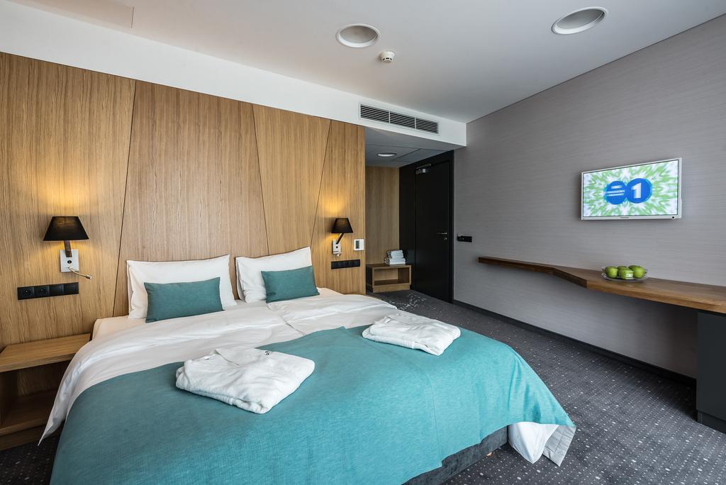 Regatta Hotel Restauracja Spa Poznań Szoba fotó