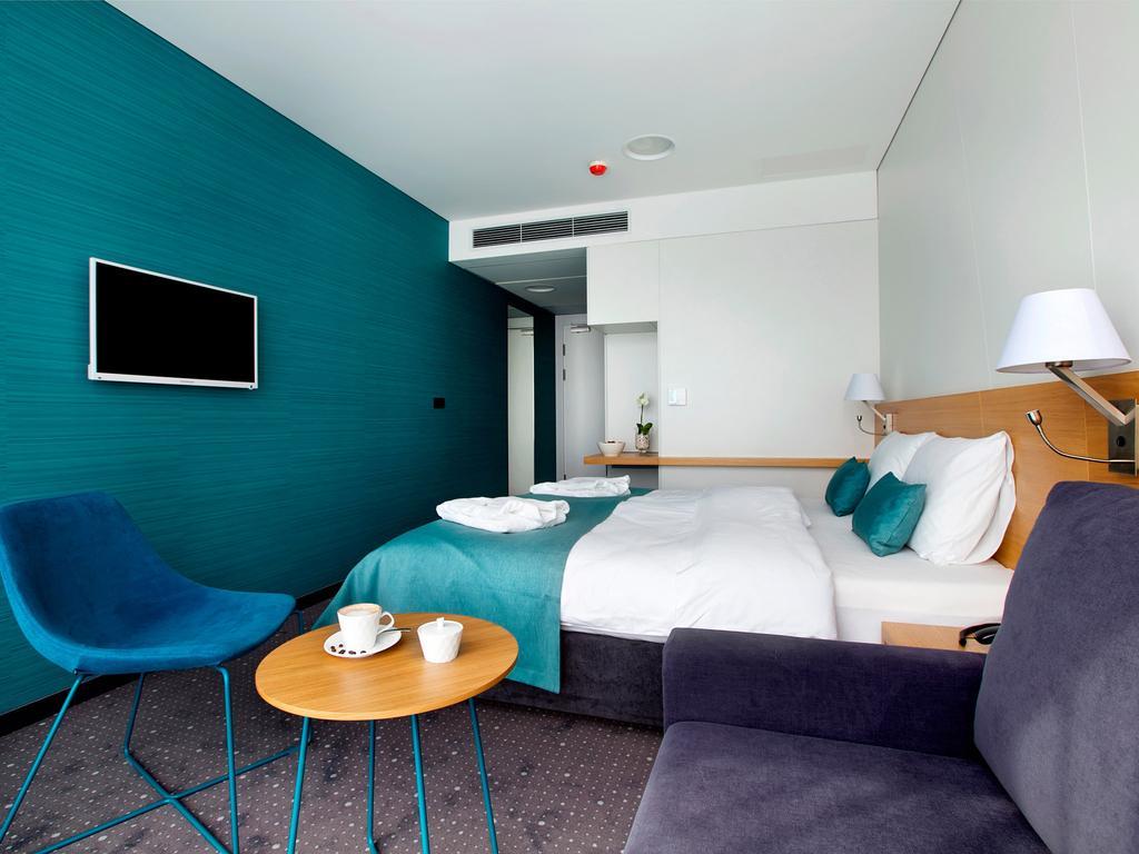 Regatta Hotel Restauracja Spa Poznań Kültér fotó