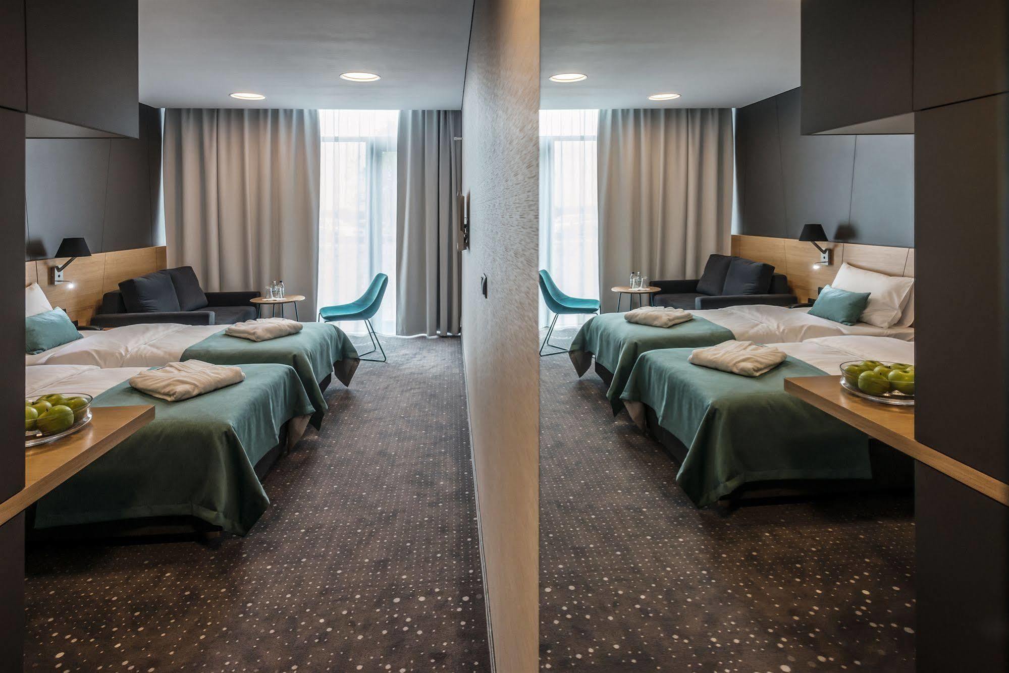 Regatta Hotel Restauracja Spa Poznań Kültér fotó